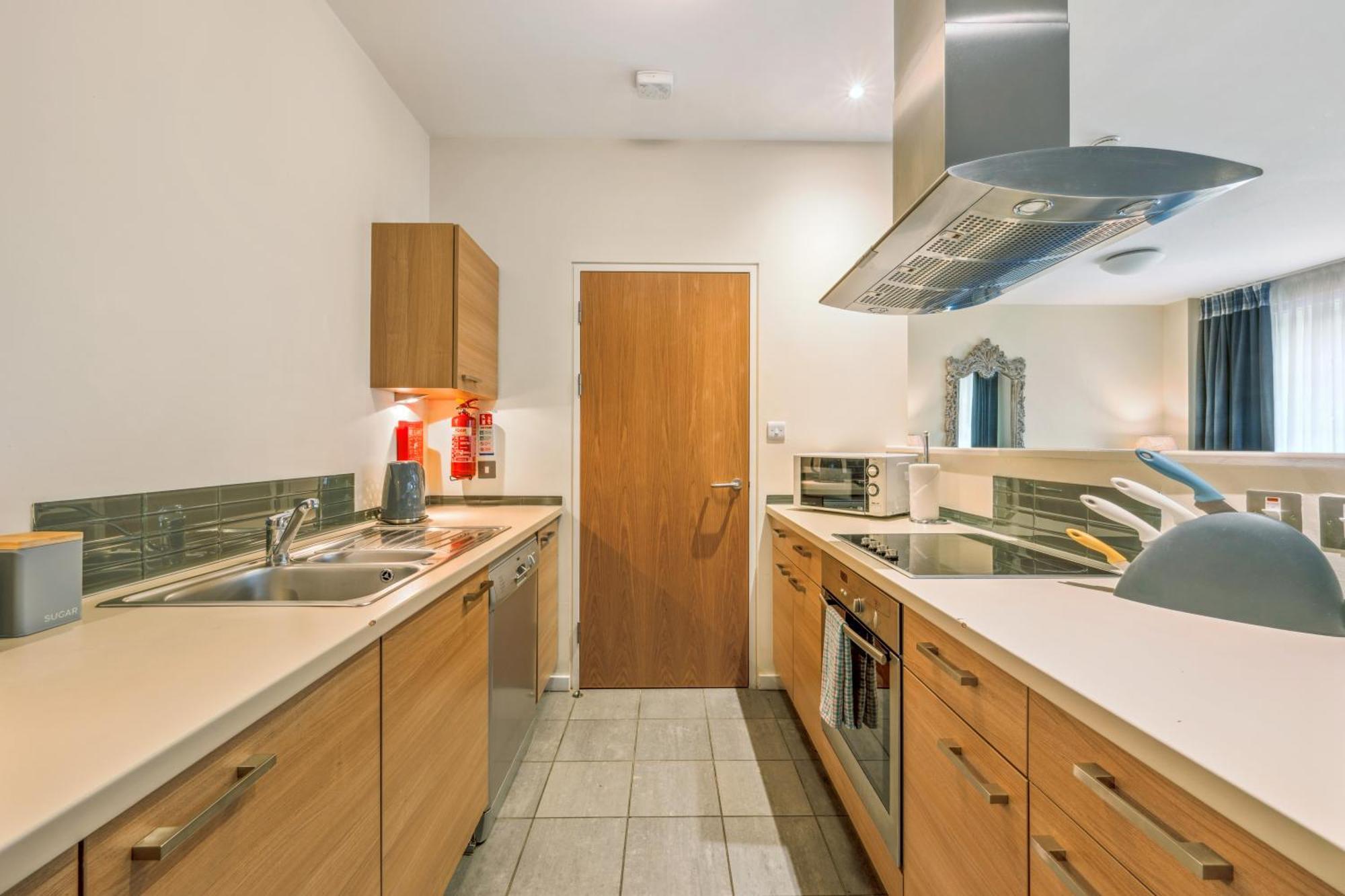 Princes Street Suites Эдинбург Экстерьер фото