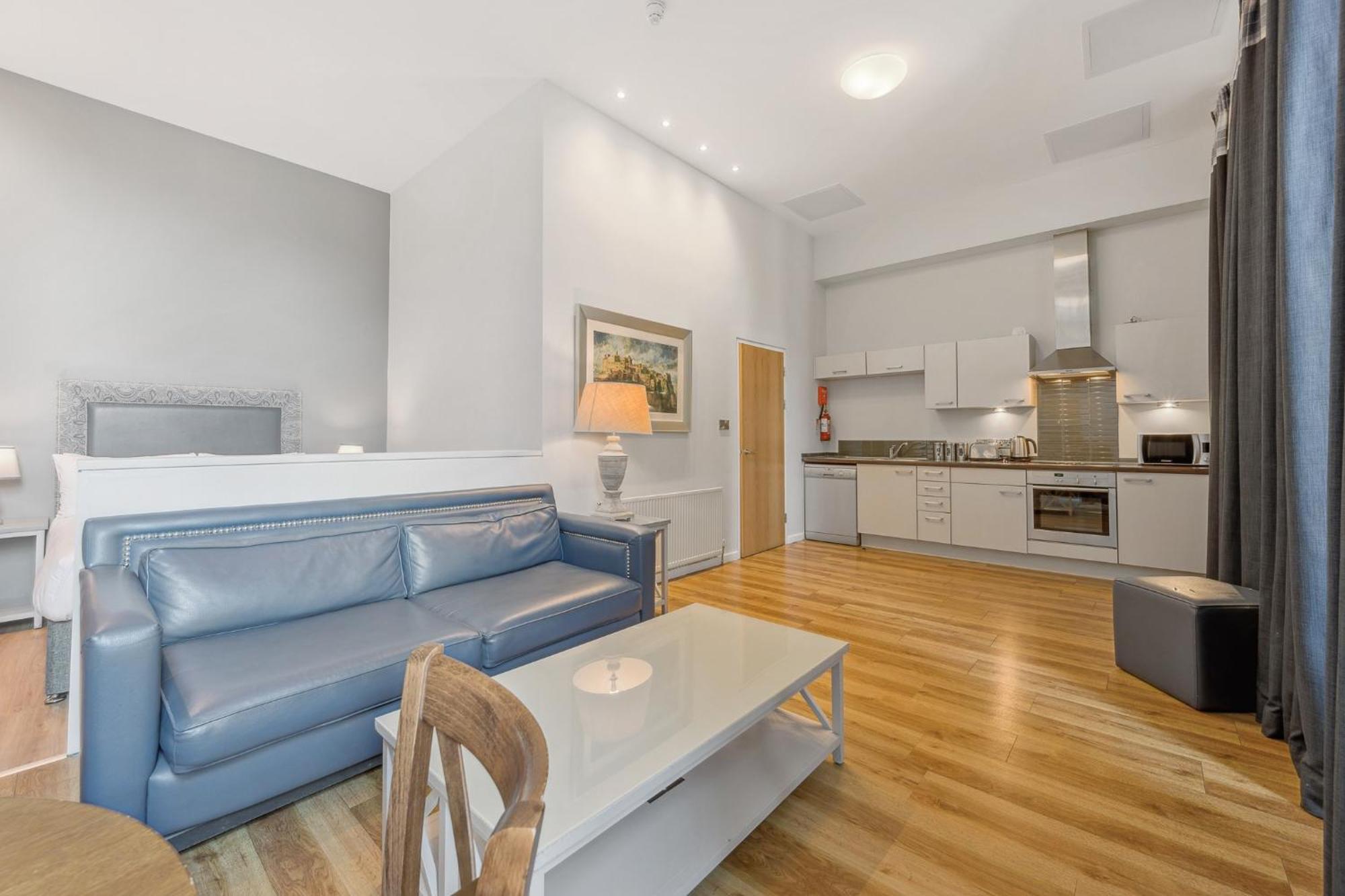 Princes Street Suites Эдинбург Экстерьер фото